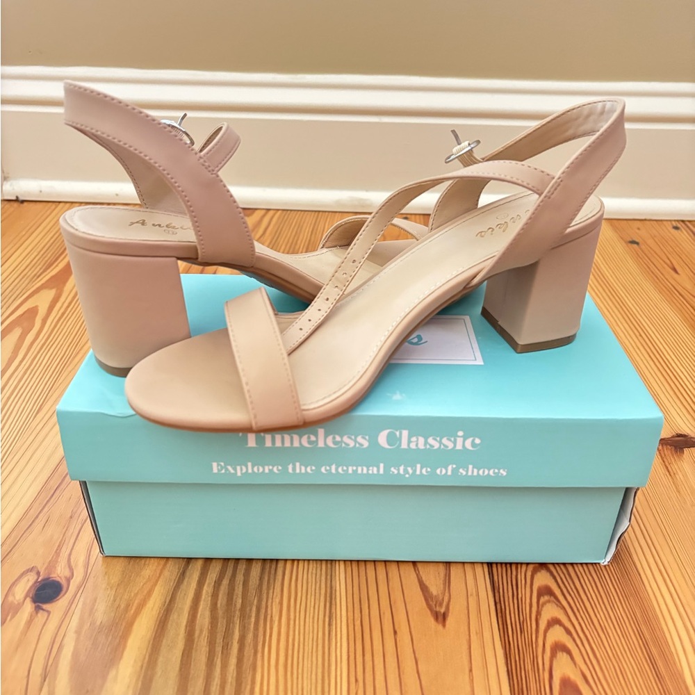 Elegant Nude Block Heel Sandals